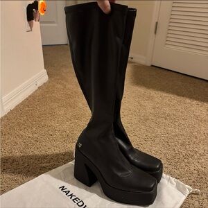 listing-status-banner